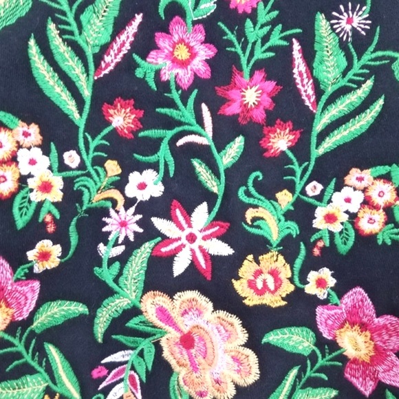Philosophy | Floral Embroidered Colorful Sweater Size 4 - Picture 3 of 3